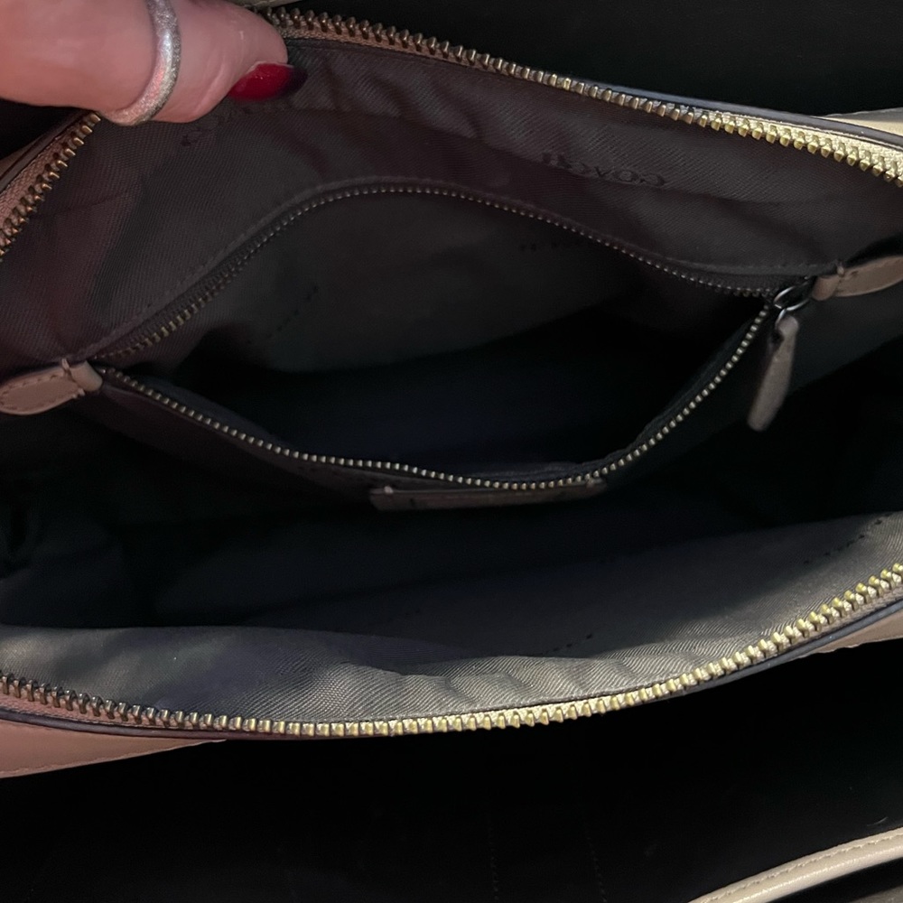 Authentic Coach - image 5